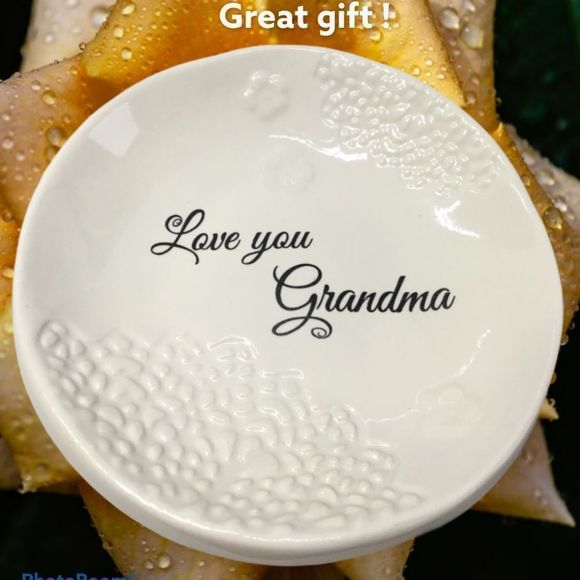 Pavilion Company Ivory LOVE YOU GRANDMA LETTERED Ceramic Keepsake 5” Dish NEW - Picture 7 of 7